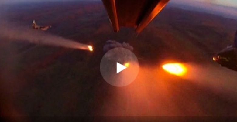 M&aacute;y bay chiến đấu của Kh&ocirc;ng qu&acirc;n Nga ph&oacute;ng t&ecirc;n lửa