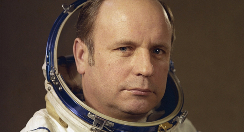 Nh&agrave; du h&agrave;nh vũ trụ Viktor Gorbatko