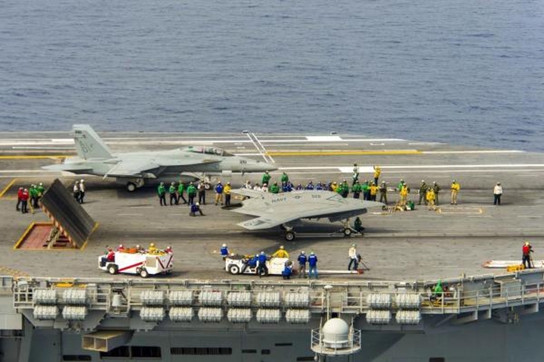 MQ-25A Stingray  4
