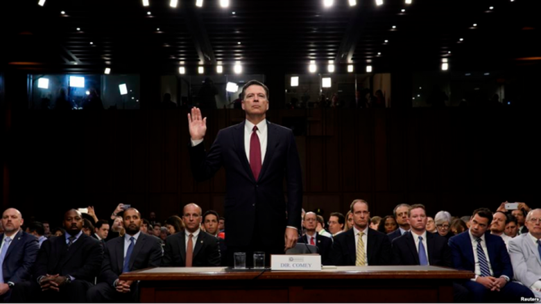 Gi&aacute;m đốc FBI điều trần