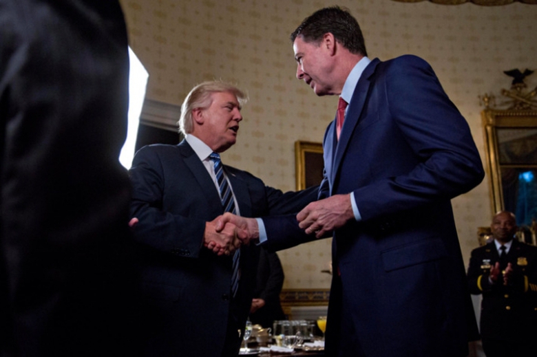 &Ocirc;ng James Comey v&agrave; Tổng thống Trump