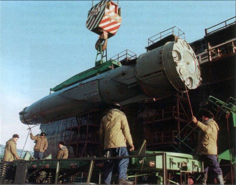 T&ecirc;n lửa h&agrave;nh tr&igrave;nh Granit 2