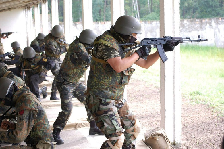 Qu&acirc;n đội Ucraine