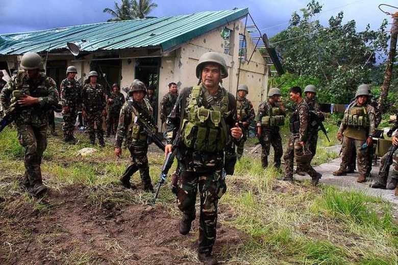 Qu&acirc;n đội ch&iacute;nh phủ Philippines
