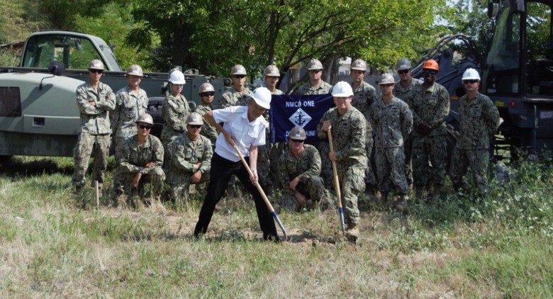Trung t&acirc;m hải qu&acirc;n được Mỹ khởi c&ocirc;ng