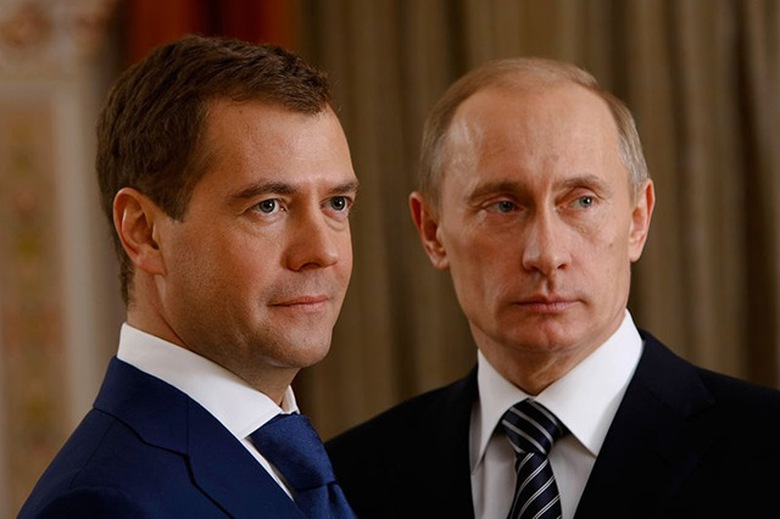 Tổng thống Putin v&agrave; Thủ tướng Nga Medvedev
