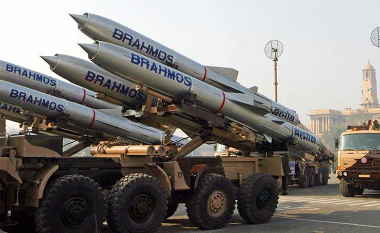 T&ecirc;n lửa Brahmos
