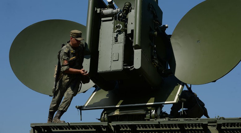 Radar qu&acirc;n sự Nga