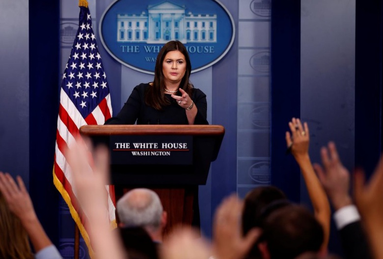 Nữ ph&aacute;t ng&ocirc;n vi&ecirc;n Nh&agrave; Trắng Sarah Sanders