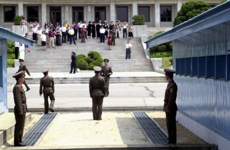 Khu phi qu&acirc;n sự gần bi&ecirc;n giới Triều Ti&ecirc;n - H&agrave;n Quố