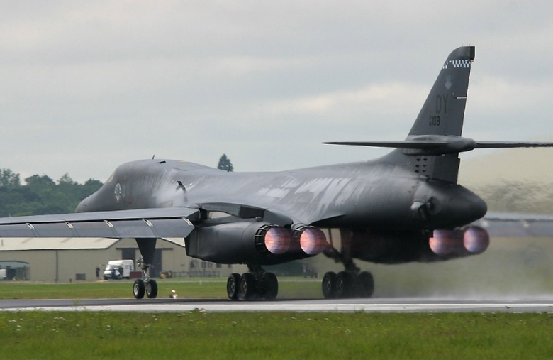 Triều Ti&ecirc;n gọi c&aacute;c h&agrave;nh động qu&acirc;n sự của Mỹ