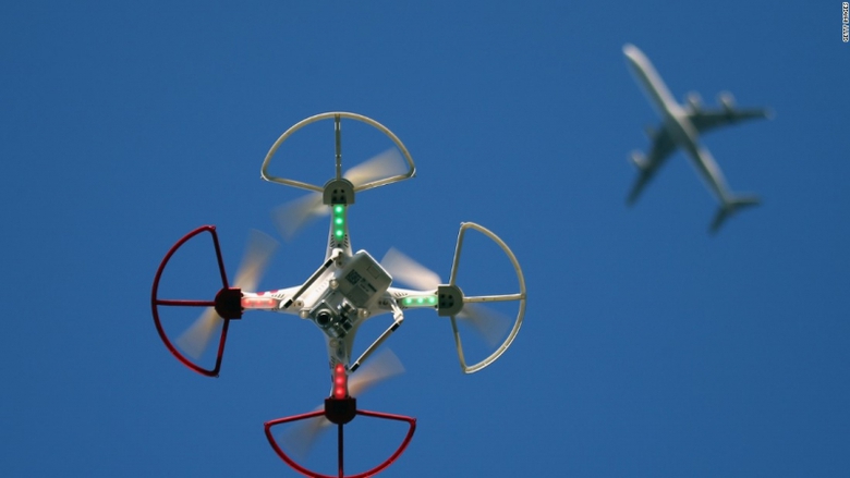 171016105309-plane-drone-1100x619