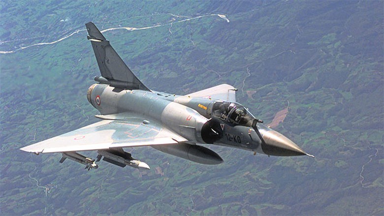 M&aacute;y bay Mirage 2000D