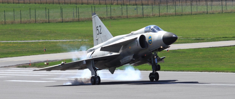 Kh&ocirc;ng qu&acirc;n Thụy Điển