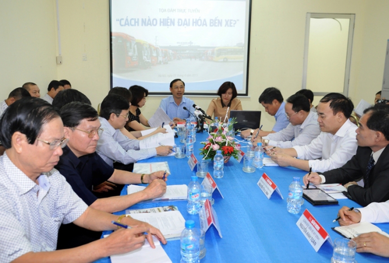 Thứ trưởng Bộ GTVT L&ecirc; Đ&igrave;nh Thọ ph&aacute;t biểu tại buổi 