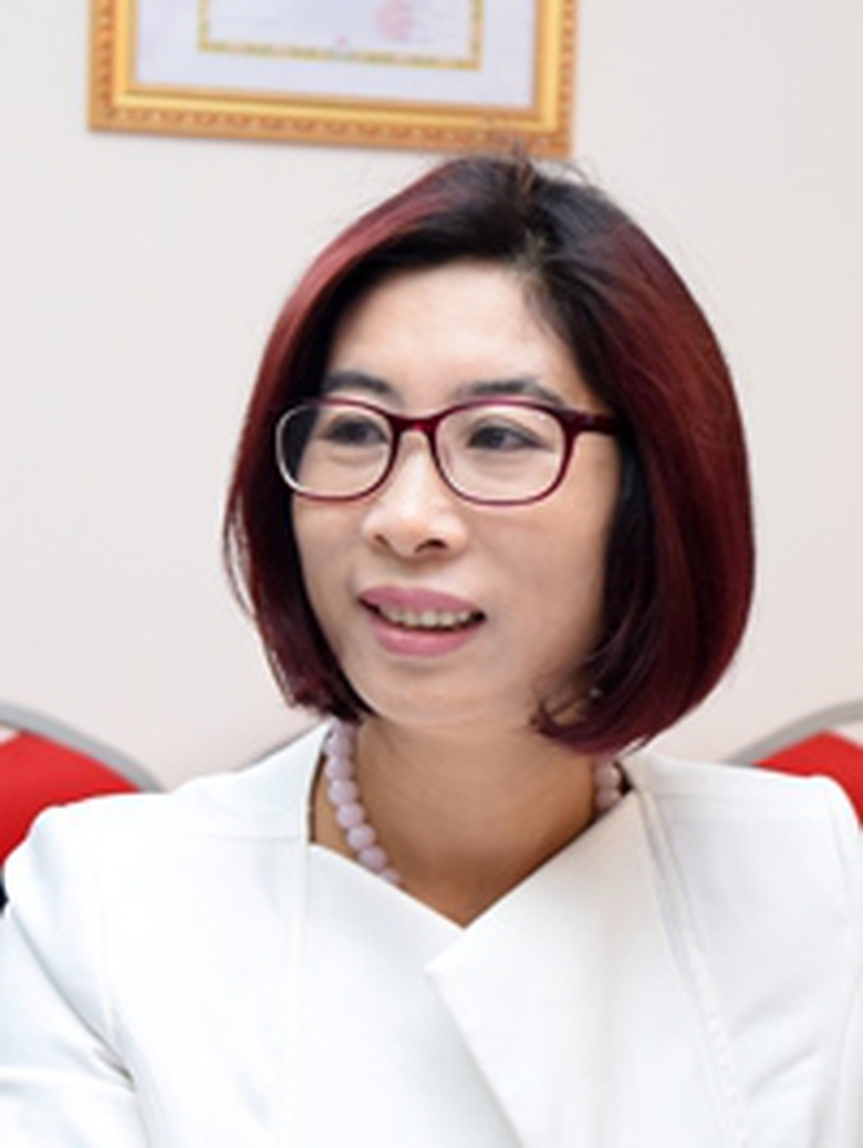 B&agrave; Hiền, Ph&oacute; Tổng cục trưởng Tổng cục Đường bộ VN.
