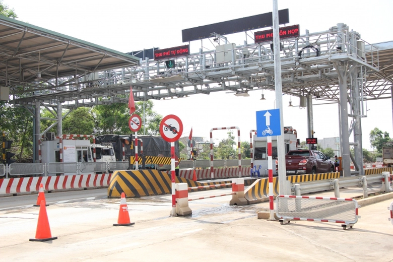 Trạm thu ph&iacute; kh&ocirc;ng dừng Ho&agrave;n Mỹ tr&ecirc;n đường Hồ Ch&iacute; 