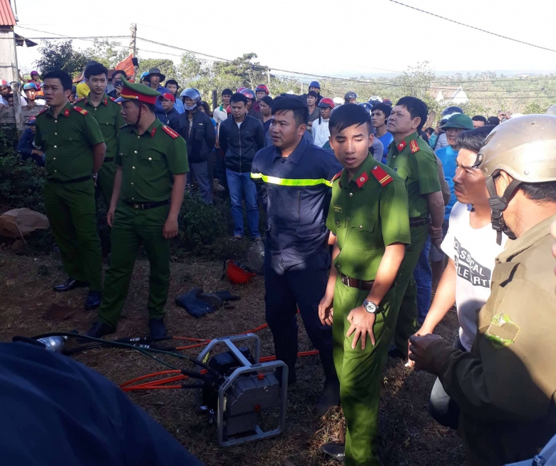 28460061_1994478084136579_243083850_o