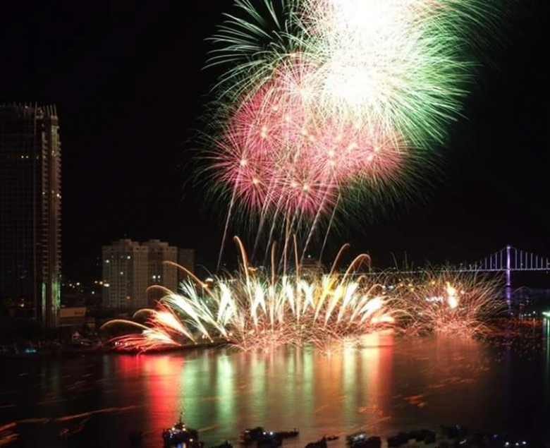 facebook_1430208759289