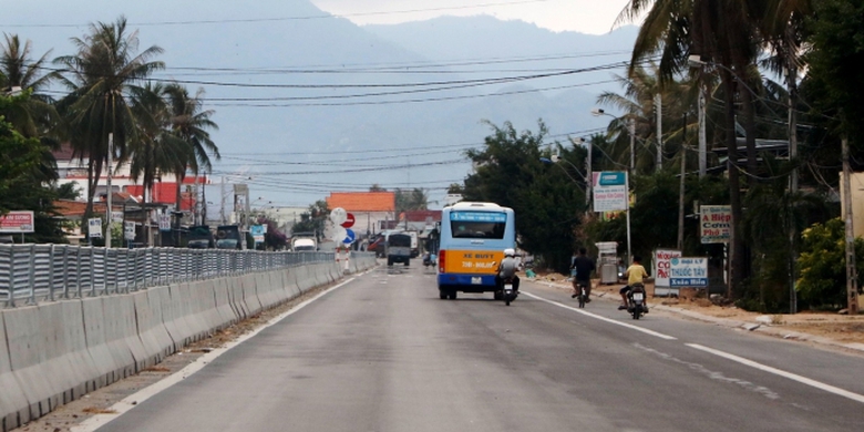 anh 2. QL1 Khanh Hoa