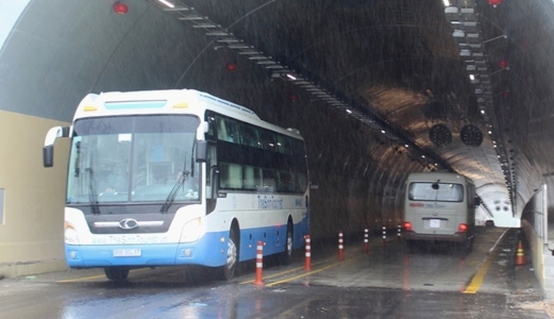 O- to- xe- may- chinh- thuc- luu- thong- qua- ham-