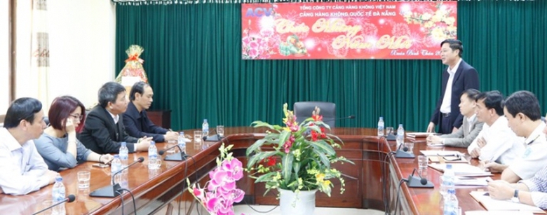 thu-truong-tho-kiem-tra-da-nang- Tet-6