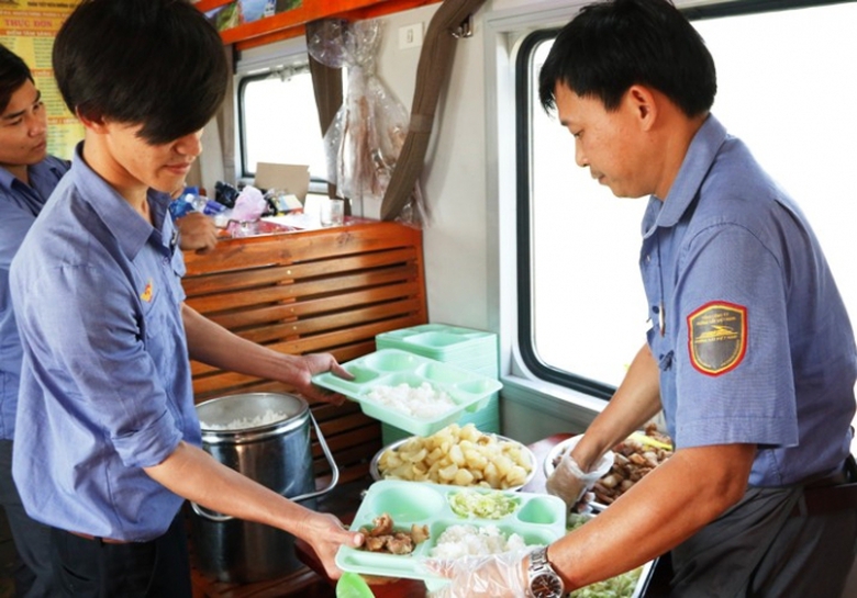 tau-se-7-tet-binh-than-2016-12