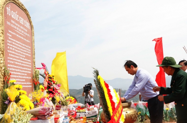 khanh-thanh-bia-tuong-niem-AHLS-2