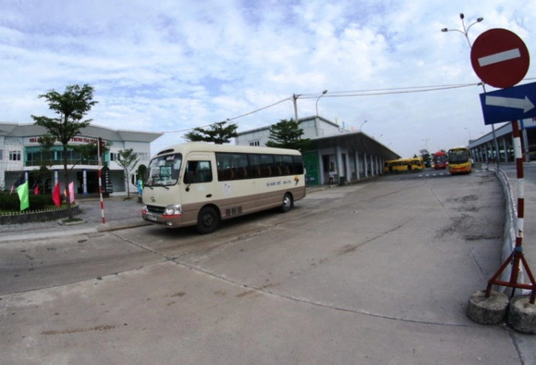 ngam-ben-xe-da-nang-kieu-mau-2