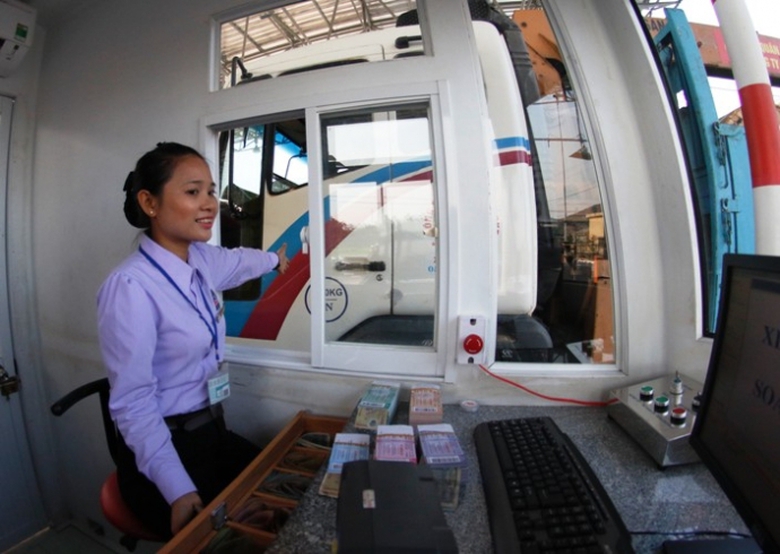 van-minh-than-thien-tram-thu-phi-nam-binh-dinh-phu