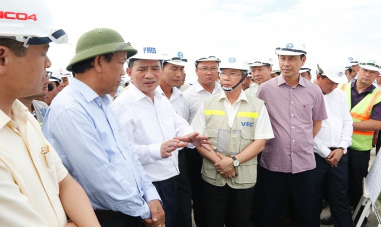 bo-truong-kiem-tra-du-an-cao-toc-DN-QNg