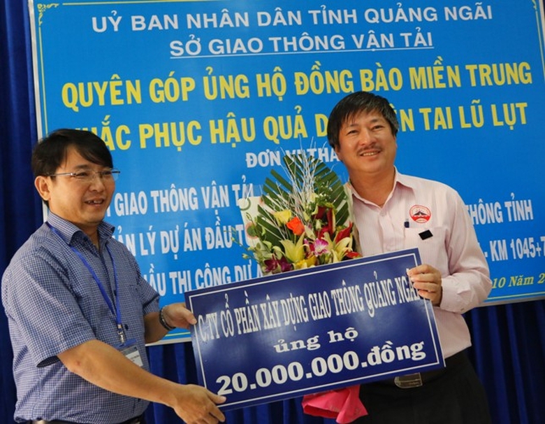 quang-ngai-ung-ho-dong-bao-vung-lu-mien-trung-5