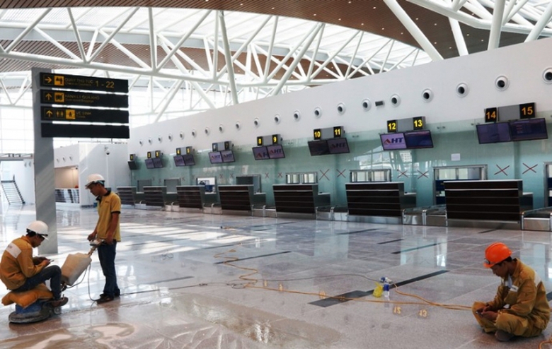 hoan-thien-nha-ga-quoc-te-da-nang-12