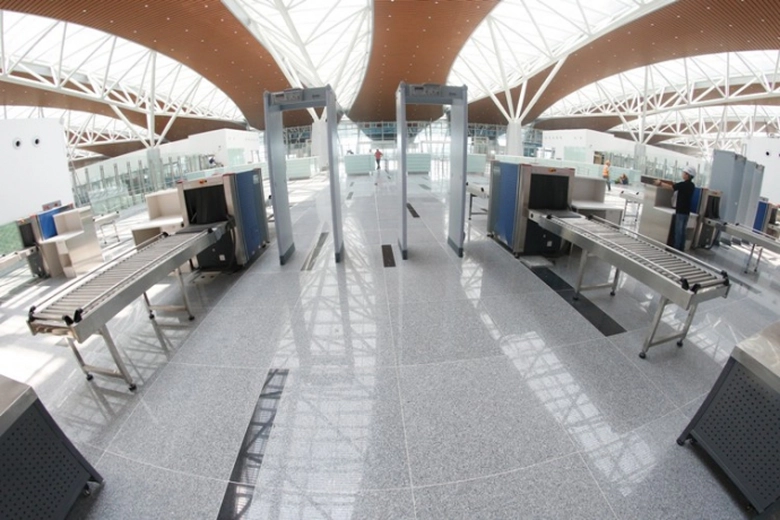 hoan-thien-nha-ga-quoc-te-da-nang-7