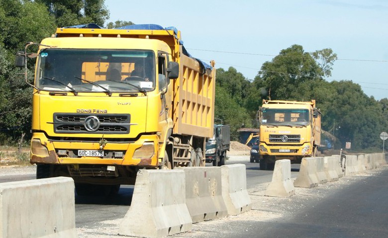 xe-qua-ta-quang-nam-4