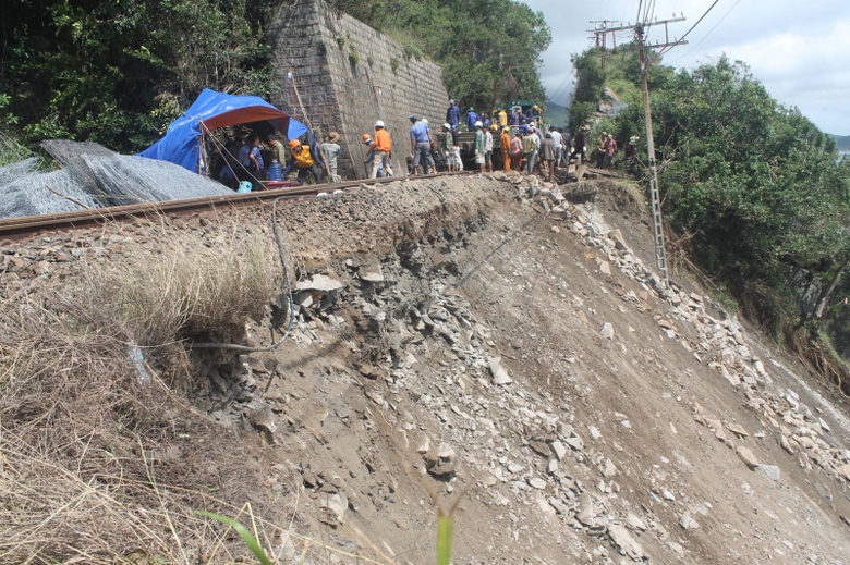duong sat phu yen sat lo