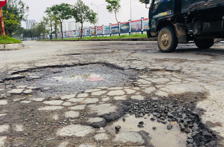 2FAF0B0A-E1AE-4D4C-AD01-5E4595ECED7C.