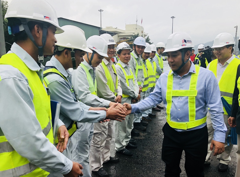 BCFC464B-F565-4B50-86E5-CFF05B2BDBE0.