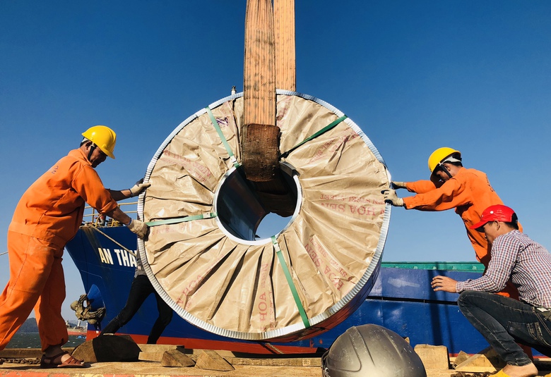 77956DE0-6F93-48AF-9C4B-A6C0FFCDF3C9.