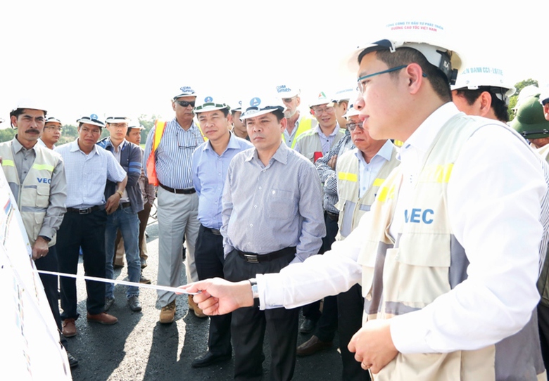 bo-truong-kiem-tra-cao-toc-danang-2