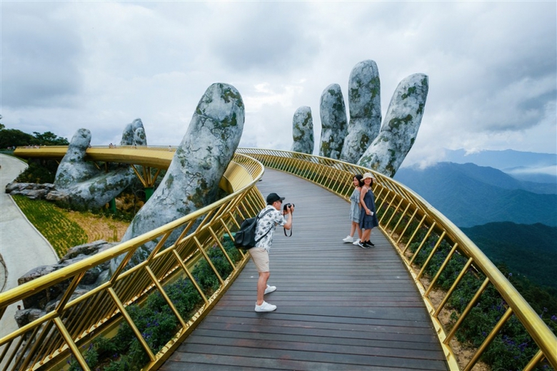 Cầu V&agrave;ng Sun world ba na hills (26)