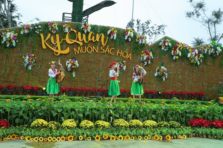 LE HOI KY QUAN MUON SAC HOA (3)