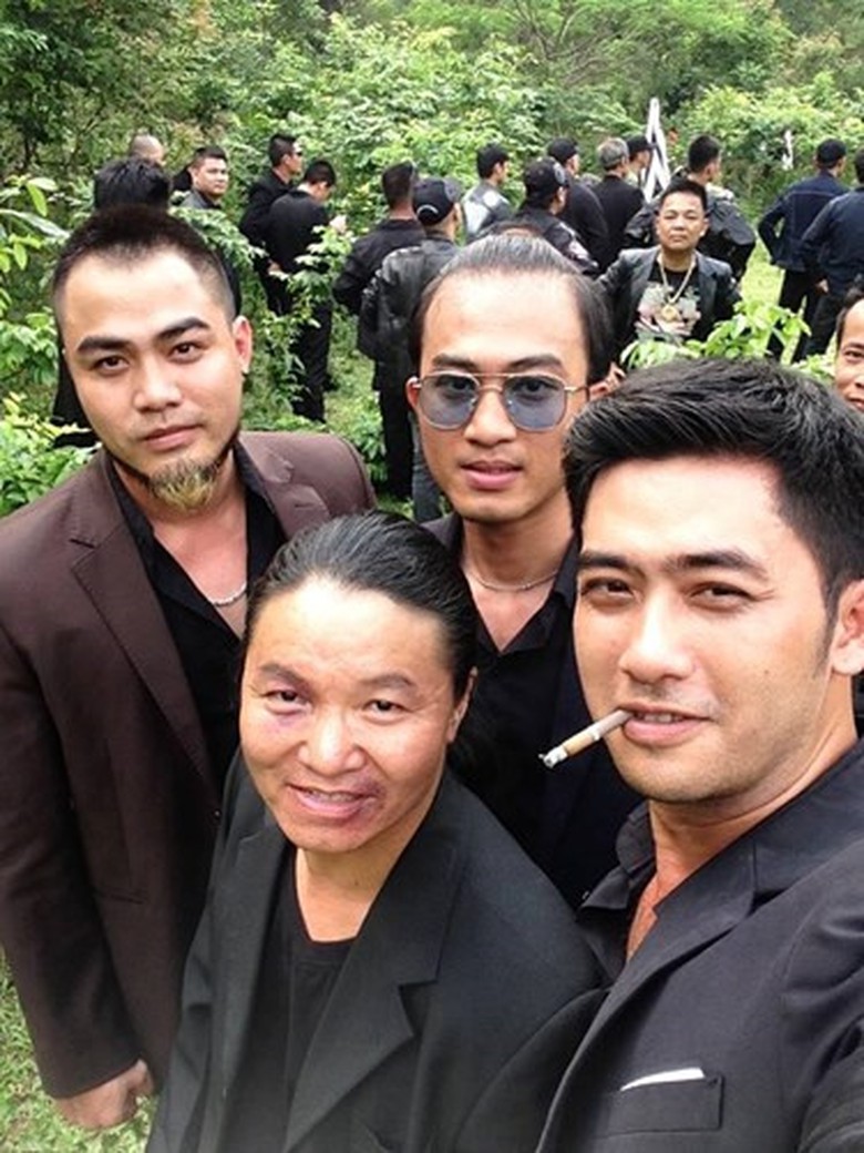 dot_nhap_hau_truong_phim_nguoi_phan_xu_lo_chi_tiet