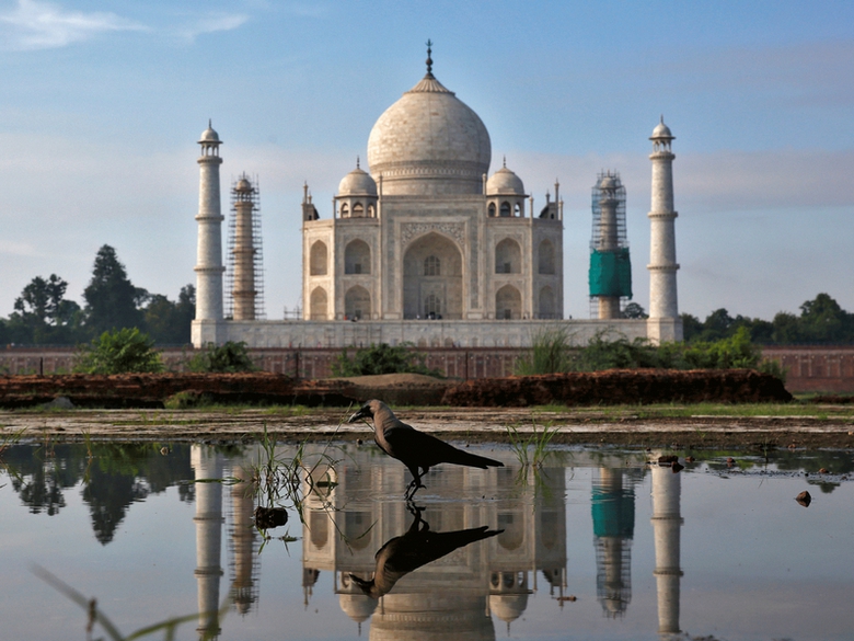 wanderlust-tips-8-dia-diem-ban-khong-nen-ghe-tham-