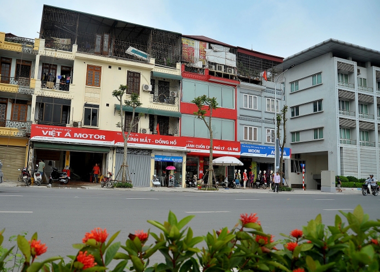 Ngam-tuyen-duong-kieu-mau-dau-tien-cua-Ha-Noi (10)