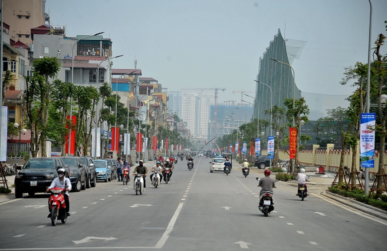 Ngam-tuyen-duong-kieu-mau-dau-tien-cua-Ha-Noi (5)