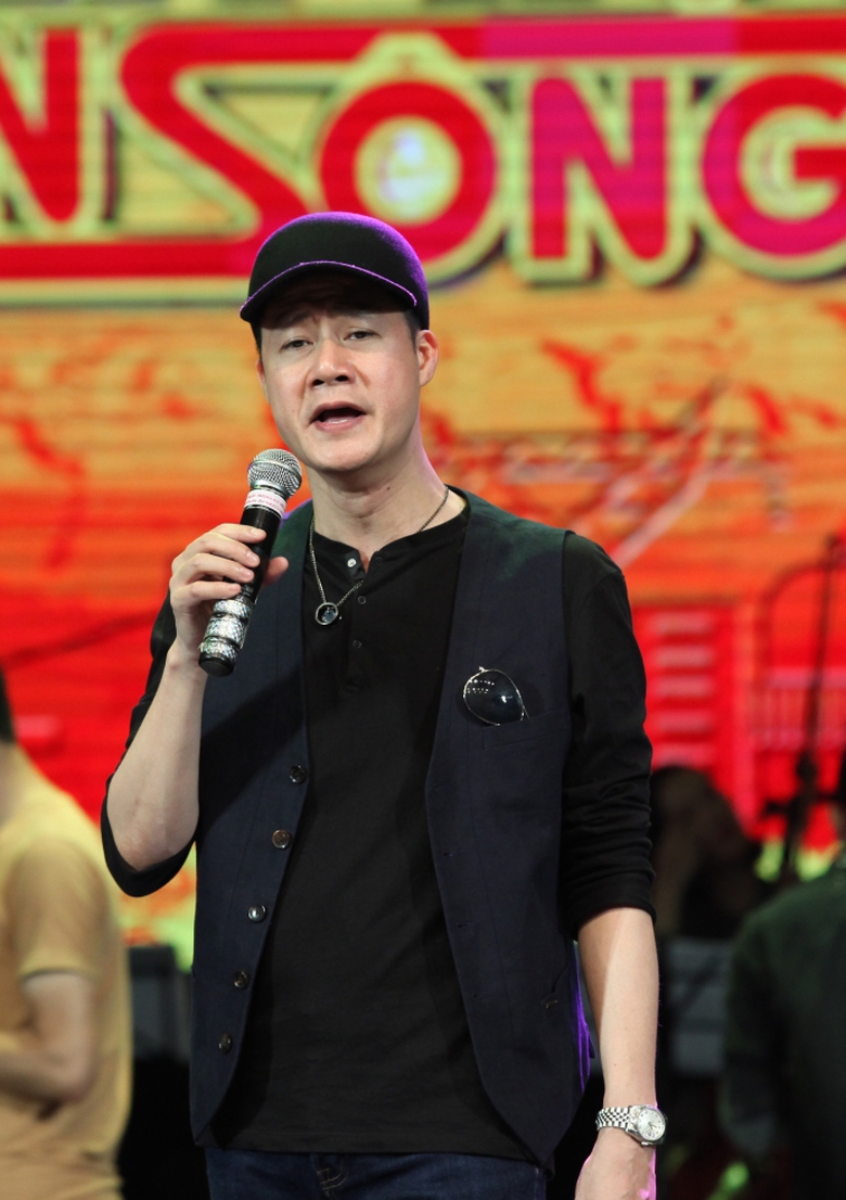 Xem-cac-ca-si-hang-dau-say-sua-tong-duyet (26)