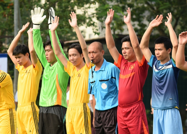 Khai-mac-giai-bong-da-day-y-nghia (32)