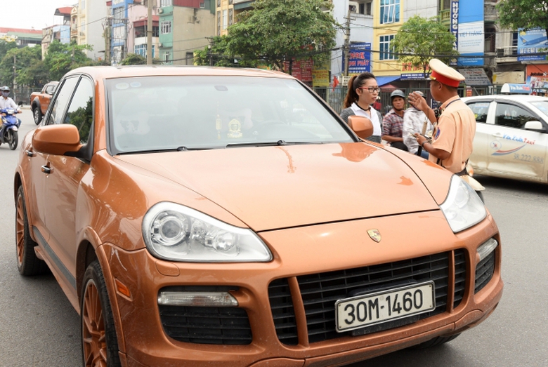 Tam-phuc-khau-phuc-khi-xem-hinh-anh-minh-vi-pham-g