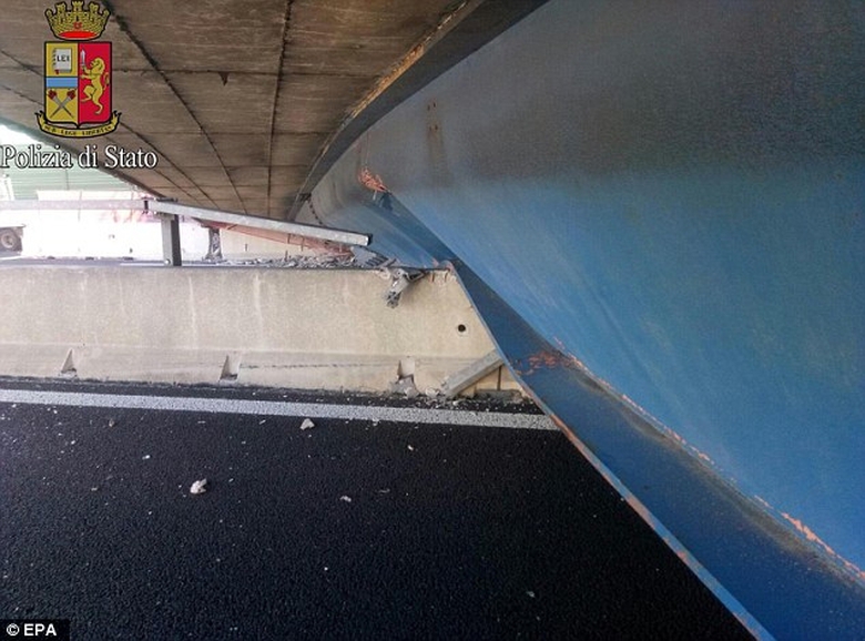 3E1CB7AD00000578-4297886-image-a-26_1489074276241